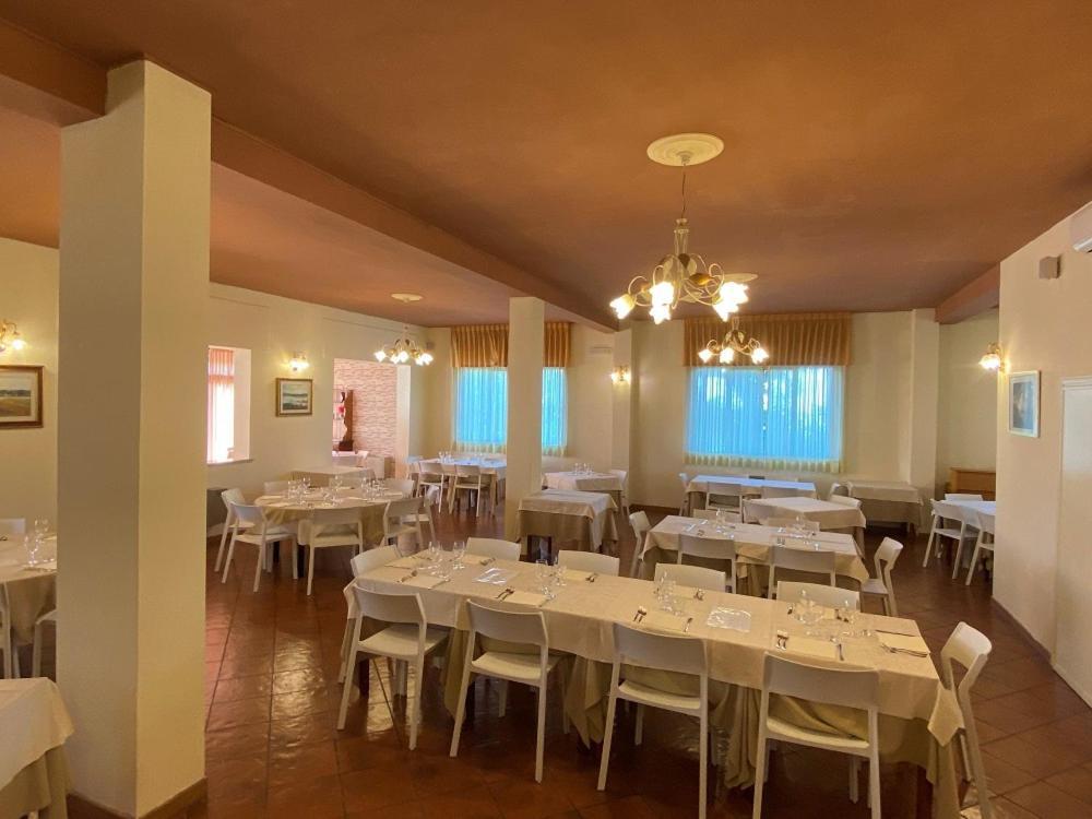 Hotel Torricella Magione Esterno foto