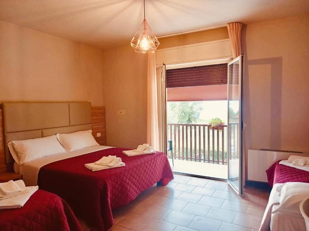 Hotel Torricella Magione Esterno foto